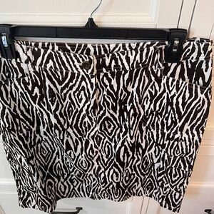 #304 chicos animal print skirt mini size 2 Large 12-14